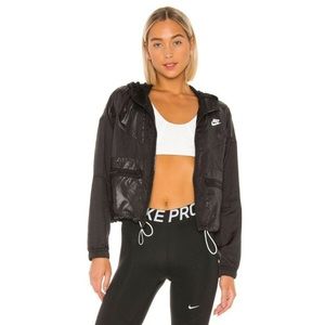 Nike | Revolve Zip Up Jacket - Size Large